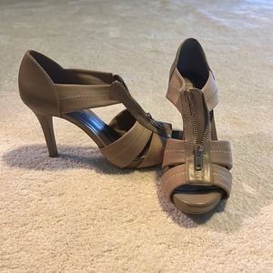Size 8 heels
